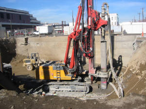 Large_Diameter_Caison_Drilling_Through_Boulders.jpg