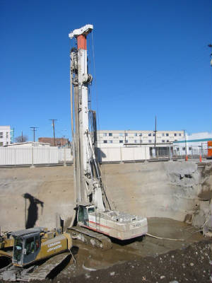 Soilmec_Drilling_27_Inch_Diameter_Dual_Wall_Reverse_Caison_Holes.jpg