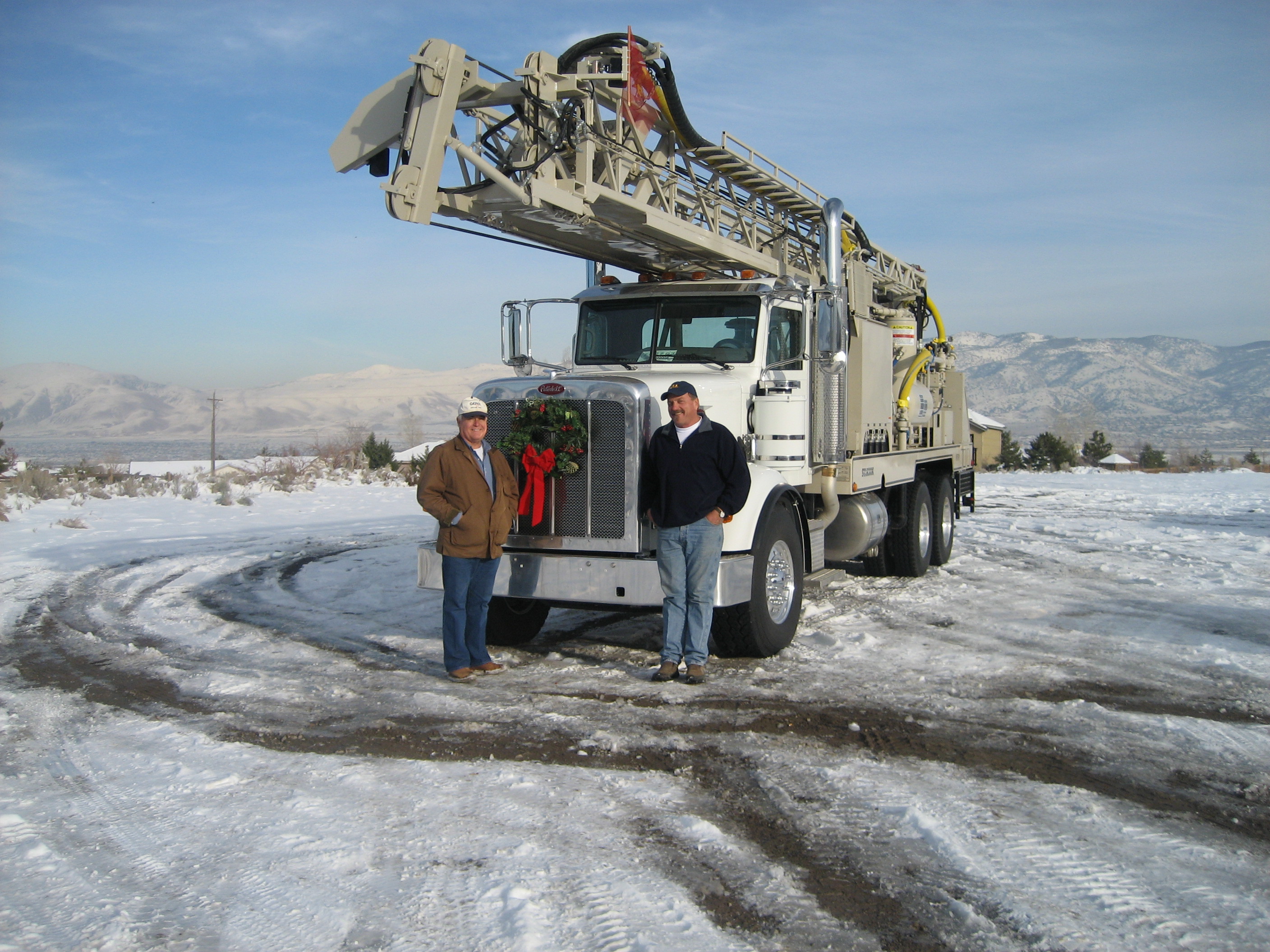 Jon_Newsom_and_Gordon_Jensen_With_His_New_SS-30K_IMG_3513.JPG